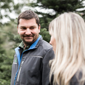 
Warning: Illegal string offset 'alt' in /home/.sites/514/site6585843/web/froehlich-wp/wp-content/themes/froehlich/blocks/image_grid.php on line 34
